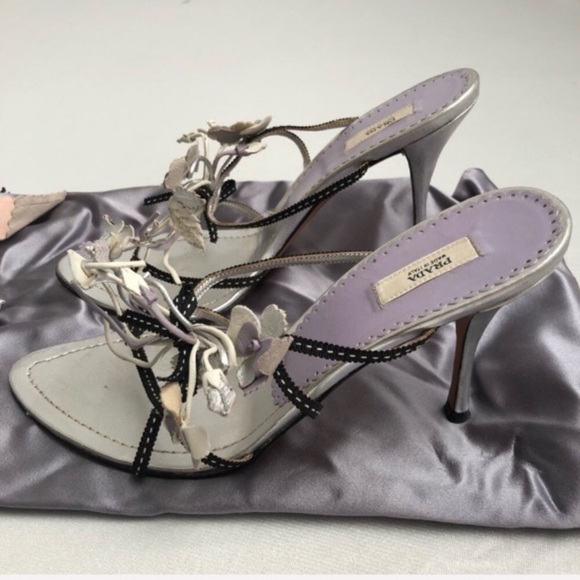 Neiman Marcus 95th anniversary Prada silver metallic and black floral heels - Picture 3 of 9